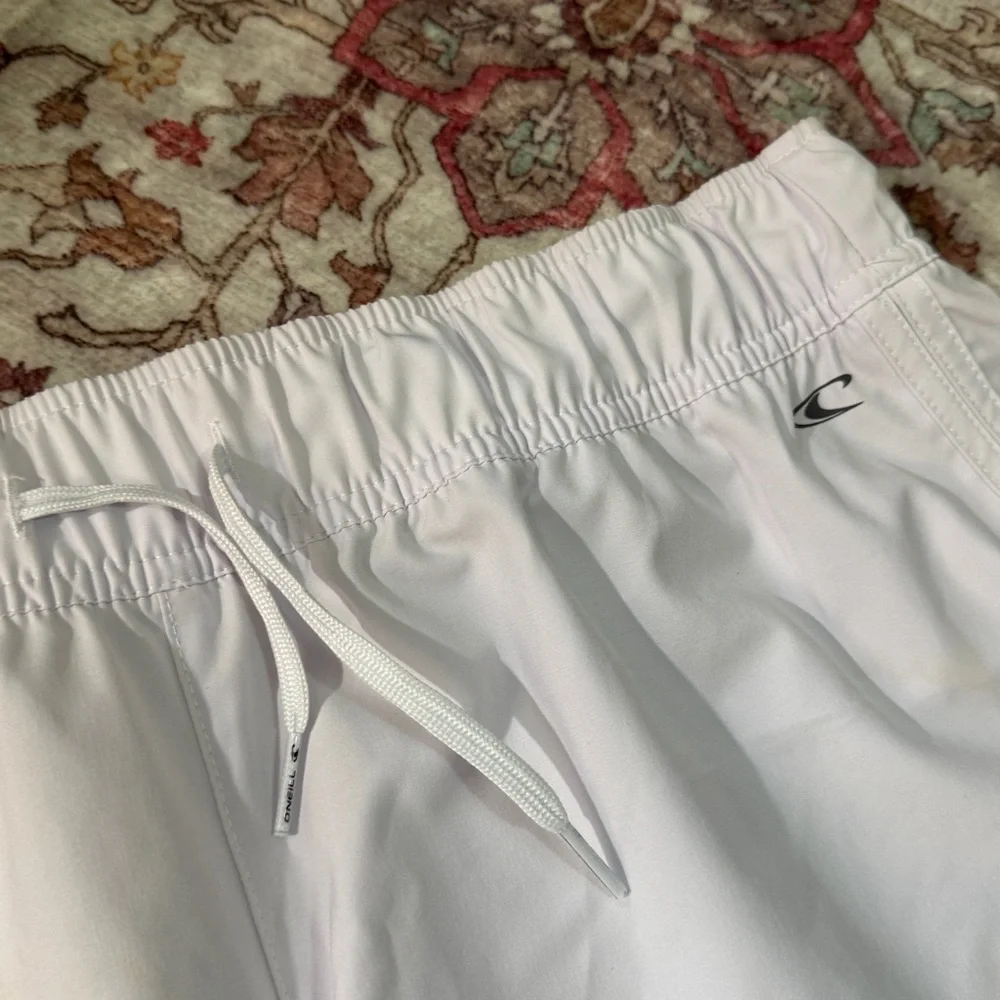 O'Neill White Women's Athletic Shorts - Picture 2 of 4